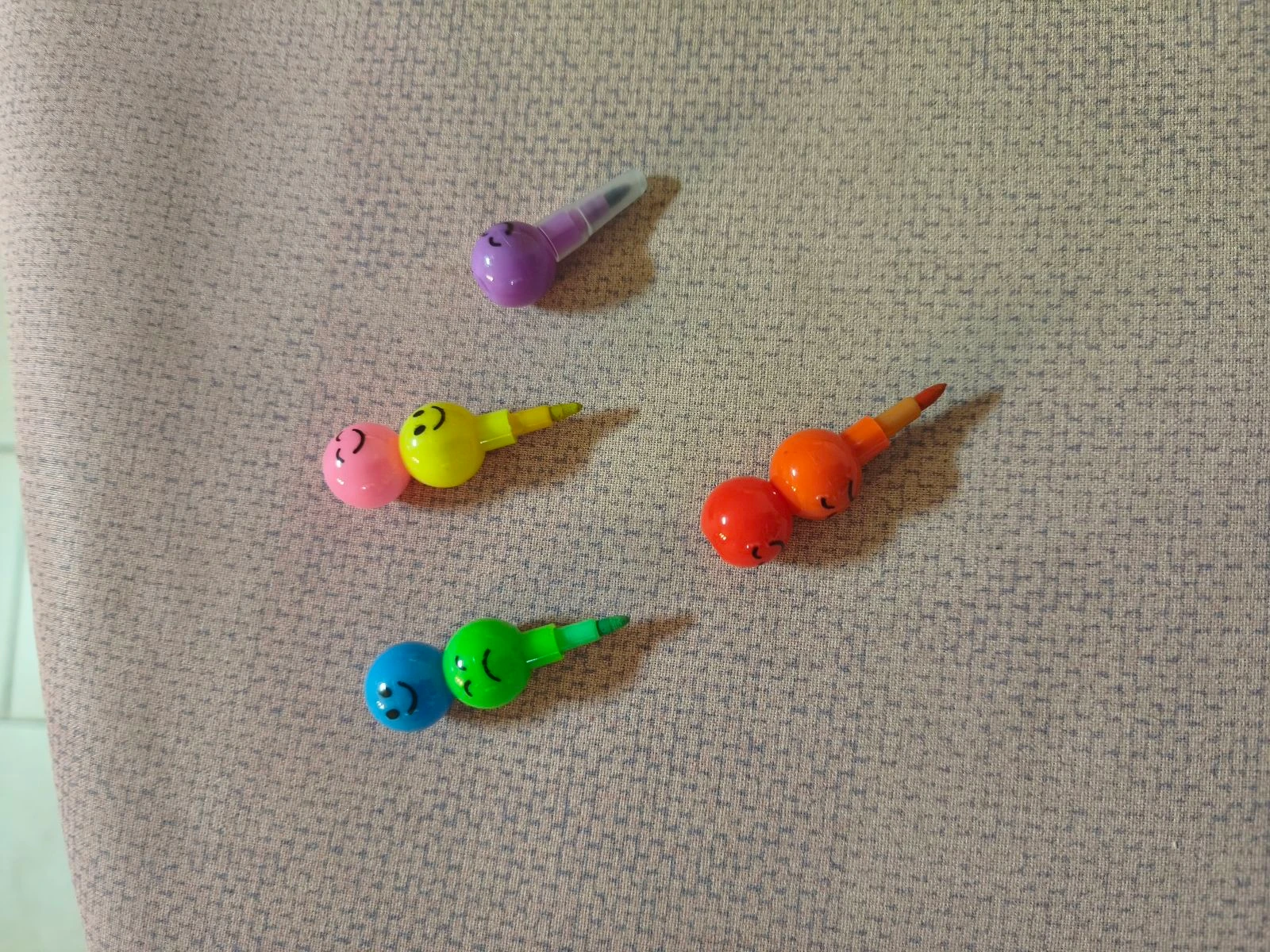 Crayon Émoji Empilable Multicolore (Neuf) | Crayons Empilables Émoji Multicolores – photo 4